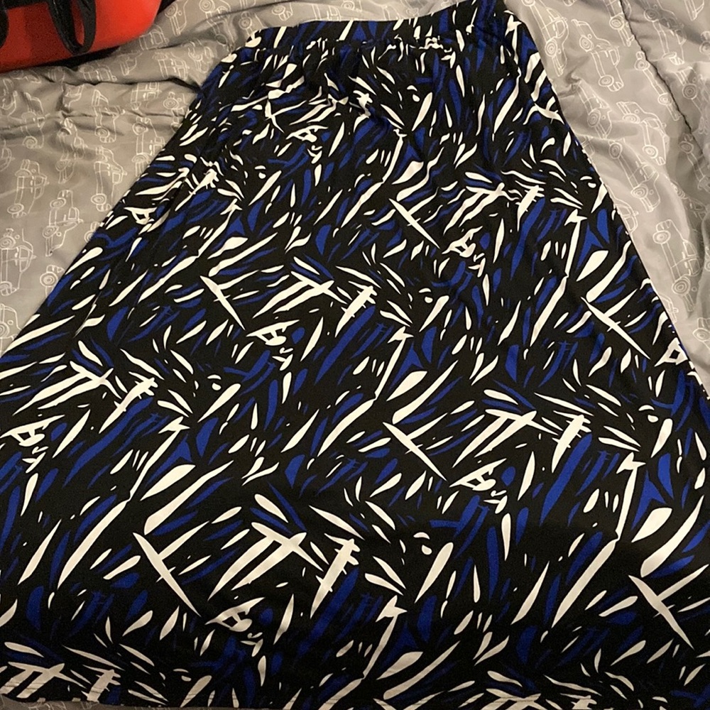 Long Skirt